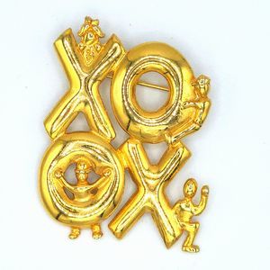Dillards XOXO Brooch Vintage Investment Gold Tone Large Holiday Statement Pin